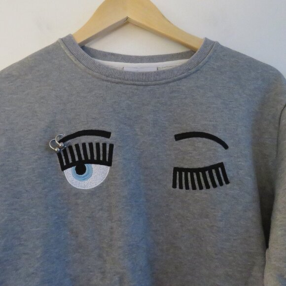 CHIARA FERRAGNI Pierced Wink Flirting Cropped Sweatshirt Heathered Gray - Size S - Picture 5 of 16